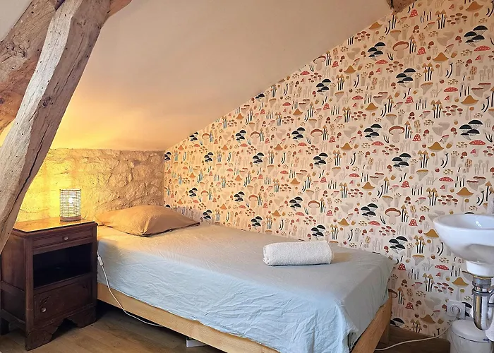 Holiday home Magnifique Ferme Renovee Et Sa Piscine Ecologique - 15 Personnes - 7 Touffailles