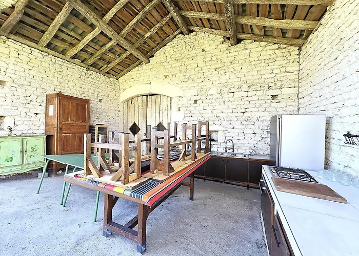 Magnifique Ferme Renovee Et Sa Piscine Ecologique - 15 Personnes - 7 בית נופש *